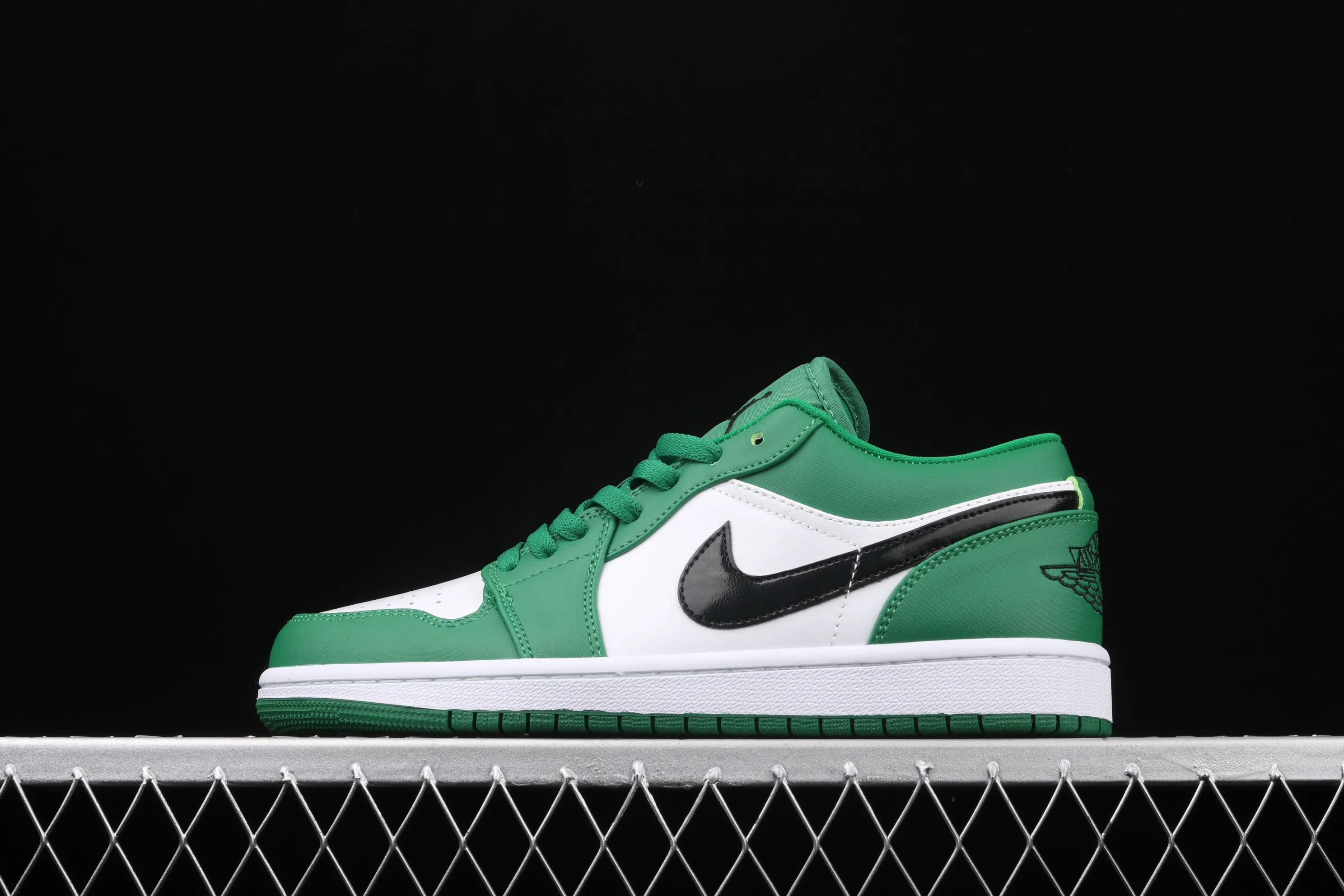 All categories Air Jordan Jordan series basketball shoes Air Jordan 1 Low New version Air Jordan 1 Low AJ1 Joe 1 low top leather cultural and leisure sports sneakers 553558-301